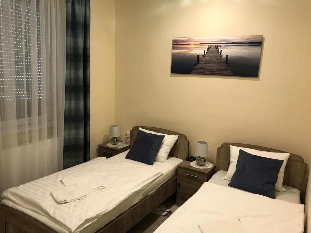 Classic Apartman Сегед Екстер'єр фото
