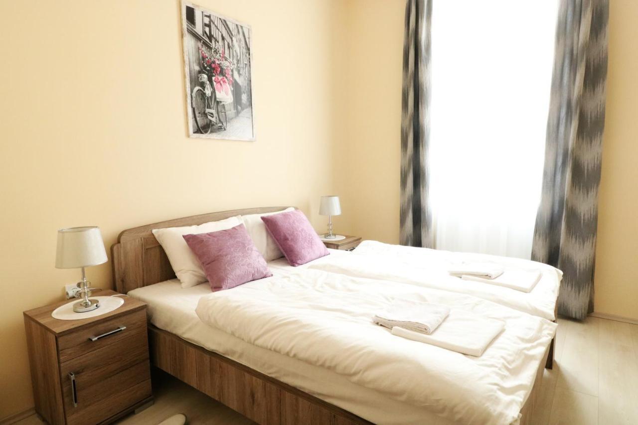 Classic Apartman Сегед Екстер'єр фото
