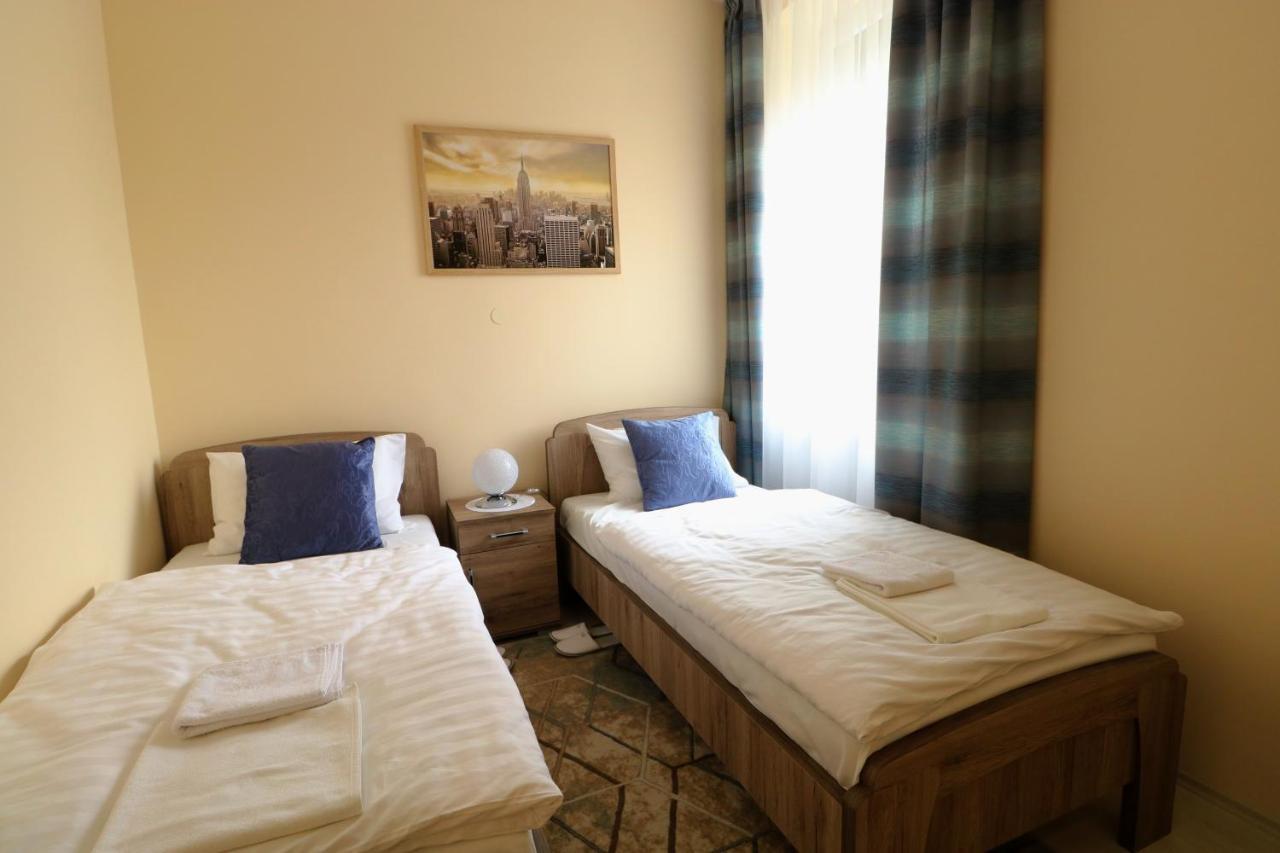 Classic Apartman Сегед Екстер'єр фото